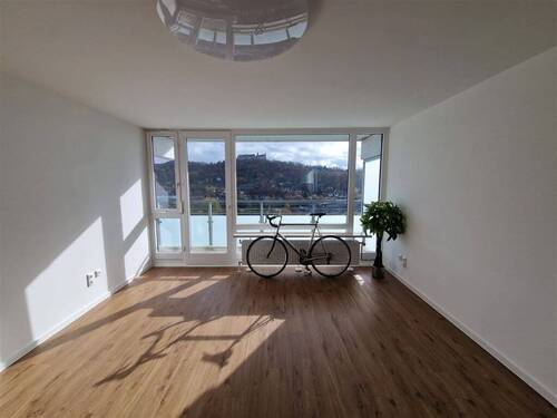 8CA05014-7851-4305-A260-BA46D02F26B9 - 