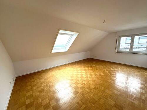 Wohnzimmer - 2 Zimmer Etagenwohnung zur Miete in Filderstadt