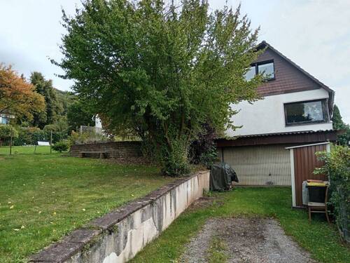 Seitenansicht - Etagenwohnung mit 170,00 m&sup2; in Bodenwerder zum Kaufen