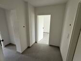 Flurbereich - Etagenwohnung mit 93,00 m&sup2; in Wallerfangen zur Miete