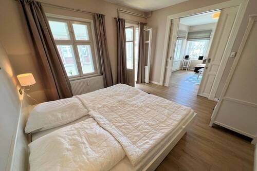 W1: Schlafzimmer 1.OG - 
