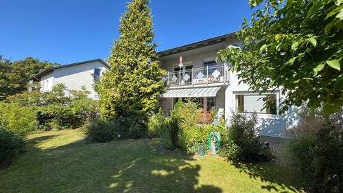 Wohnhaus mit tollem Garten - 4 Zimmer Einfamilienhaus zum Kaufen in Amberg