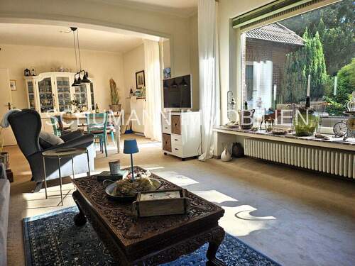 EG_Große Fensterfront - 
