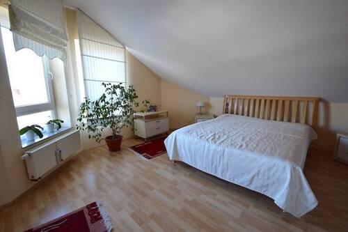 großes Schlafzimmer - 