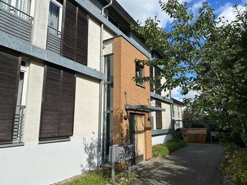 Ansicht - ***Charmante 2-Zimmer-Wohnung mit Loggia, Terrasse und kleinem Garten - vermietet***