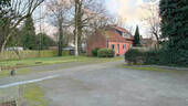Innenhof, Blick auf Gästehaus - 