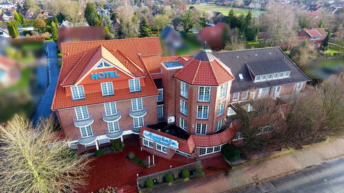Luftaufnahme - Hotel, Pension, Gasthof in Wiesmoor zum Kaufen