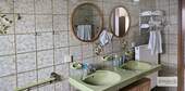 EG Bad - Waschbecken.jpg - 