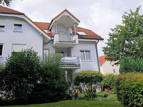 Hausansicht - 2 Zimmer Etagenwohnung zum Kaufen in Kesselsdorf