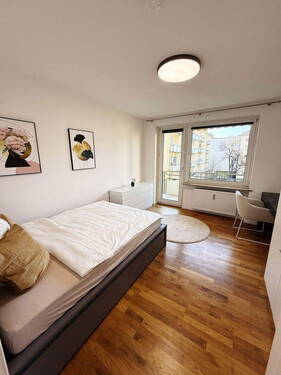 Bild 2 - 4 Zimmer Etagenwohnung zur Miete in München