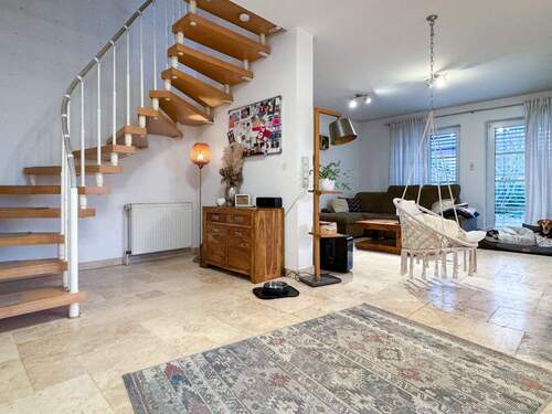 Wohnzimmer - 4 Zimmer Doppelhaushälfte in Wunstorf