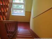 1627_Treppenhaus - 2 Zimmer Etagenwohnung in Magdeburg
