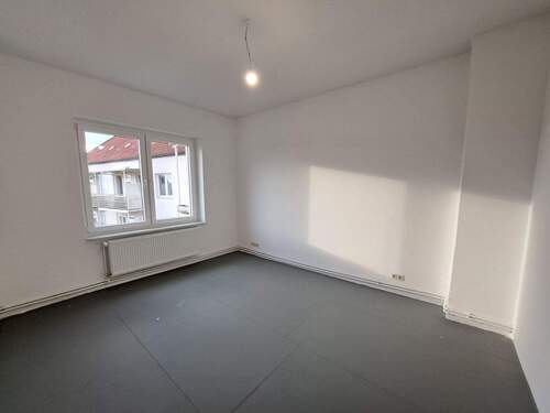 Schlafzimmer.jpg - 4 Zimmer Etagenwohnung in Bremerhaven