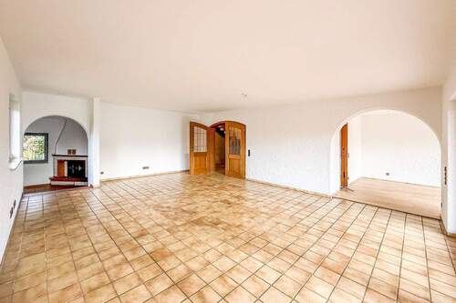 Wohn-/Essbereich - 7 Zimmer Einfamilienhaus in Rösrath