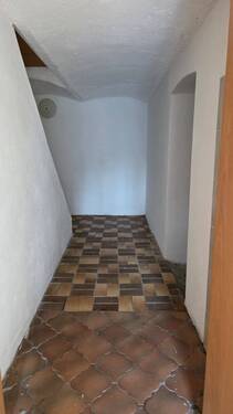 Zugang zum Keller - 