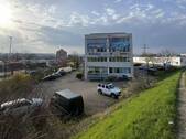 Außenansicht mit Parkplatz - Büro zum Kaufen in Weil am Rhein