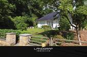 Einfamilien-Bungalow - Naturnah wohnen: Einfamilien-Bungalow mit Sauna, Keller und Doppel-Tiefgarage!