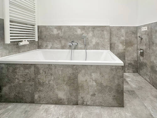 Große Badewanne - 
