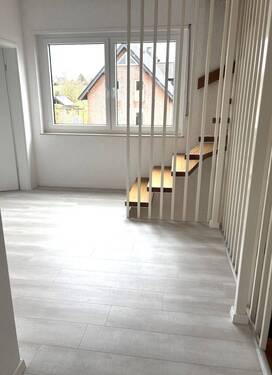 Treppenhausflur - 3 Zimmer Etagenwohnung zur Miete in Bünde