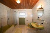 Mit Badezimmer - 