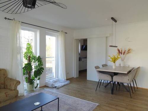 Wohn-Essbereich Ansicht 2 - 3 Zimmer Etagenwohnung in Hüttlingen