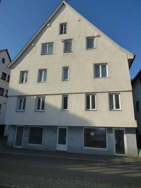Bild 1 - Zweifamilienhaus mit Ladenfläche in zentraler Lage von Riedlingen