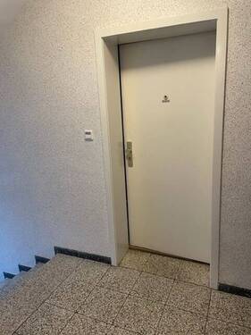 Treppenhaus - Etagenwohnung mit 54,00 m² in Oerlinghausen zum Kaufen