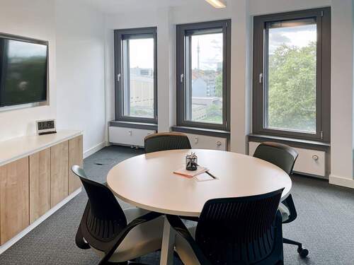 Property Image 5 - 