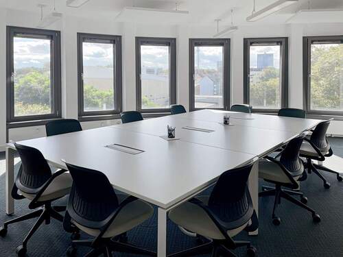 Property Image 6 - 