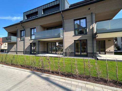 Haus Ansicht West - 3 Zimmer Etagenwohnung in Kirchzarten