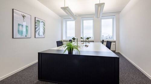Büroraum mit 4 Arbeitsplätzen - Büro in Offenbach am Main