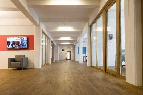 Flur - Büro mit 4,00 m&sup2; in München zur Miete