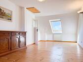 Schlaf-/Wohnzimmer 1. OG - 