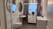 Badezimmer mit Dusche - 