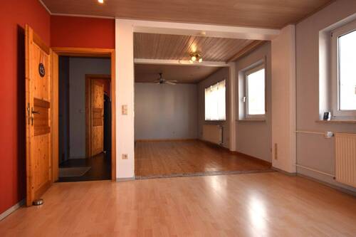 Wohn/-Esszimmer - 
