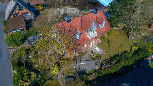 Bild 2 - 4 Zimmer Einfamilienhaus zum Kaufen in Lüneburg