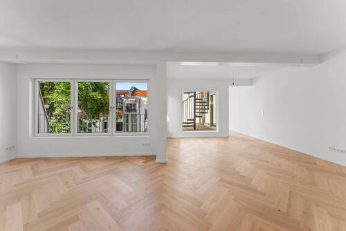 Wohnzimmer - Fantastisches Penthouse mit Dachterrasse und Blick über Berlin