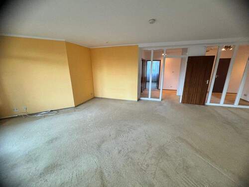 Wohn- und Esszimmer - 