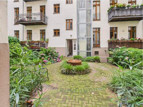 CAM05263G0-PR0021-STILL032 - 