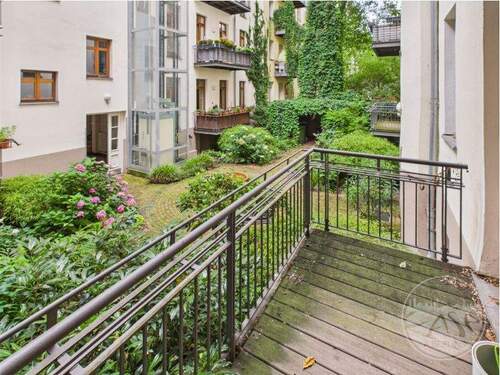 CAM05263G0-PR0021-STILL008 - 