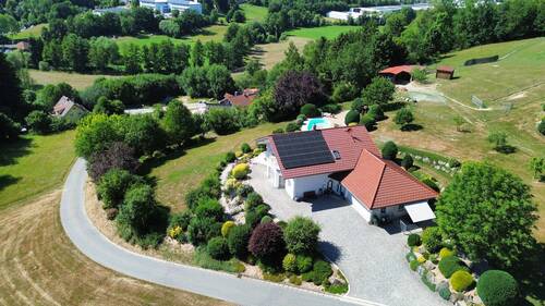 Luftaufnahme - 5 Zimmer Einfamilienhaus in Röhrnbach