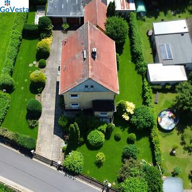Drohnenaufnahme Gesamtensemble - 4 Zimmer Mehrfamilienhaus, Wohnhaus in Markranstädt