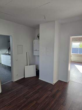 Flur - Etagenwohnung mit 85,60 m² in Plaidt zur Miete