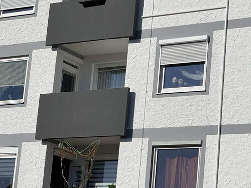 Bild 1 - 2-Zi-Eigentumswohnung inklusive Garage in Roth