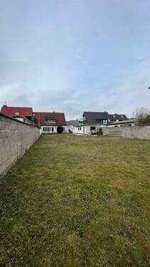 Blick Richtung Straße - Grundstück in Koblenz