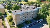 Luftbild Straßenansicht - Attraktive Eigentumswohnung mit Garage in Osnabrück-Haste