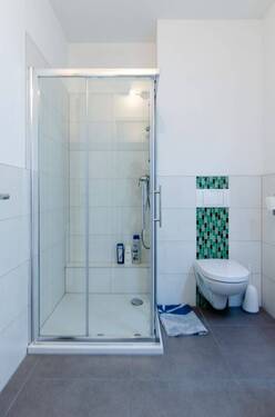 Bad im DG (Ansicht 1) - 