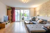 Wohnzimmer (Ansicht 1) - 5 Zimmer Reihenmittelhaus in Ingolstadt