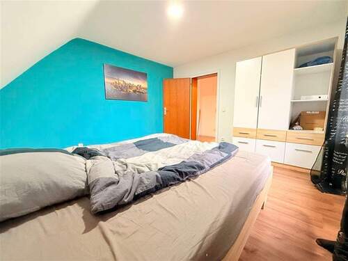 Elternschlafzimmer / Gästezimmer OG - 