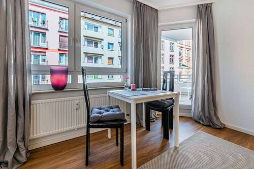 Wohnen - Etagenwohnung mit 48,00 m&sup2; in Frankfurt am Main zur Miete